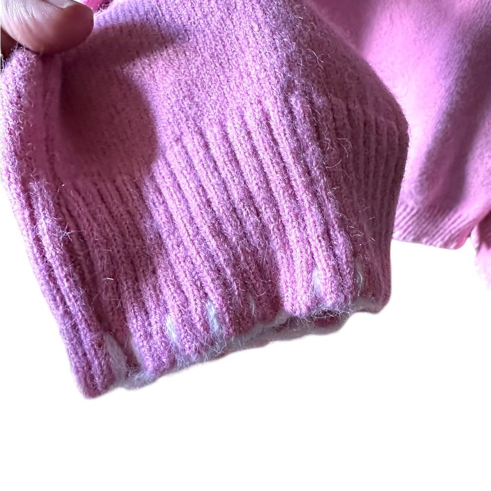 Yozy XXl pink drop shoulder sweater with large white bow. Non itchy & thick,Nwt. - Picture 13 of 16